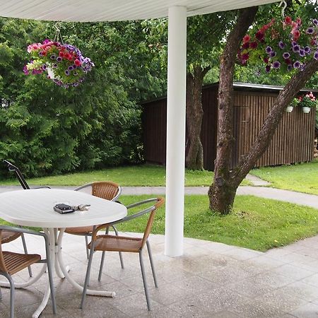 Maenni Guesthouse Haapsalu Εξωτερικό φωτογραφία