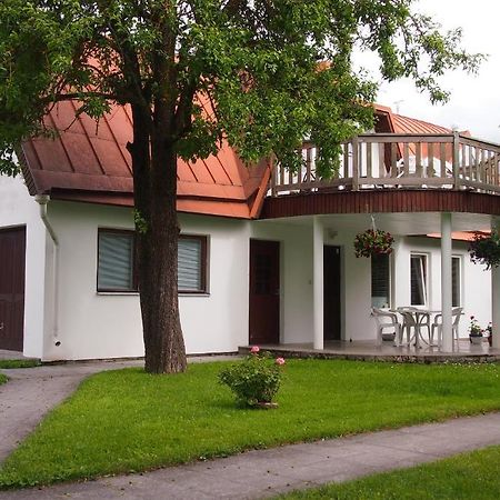 Maenni Guesthouse Haapsalu Δωμάτιο φωτογραφία