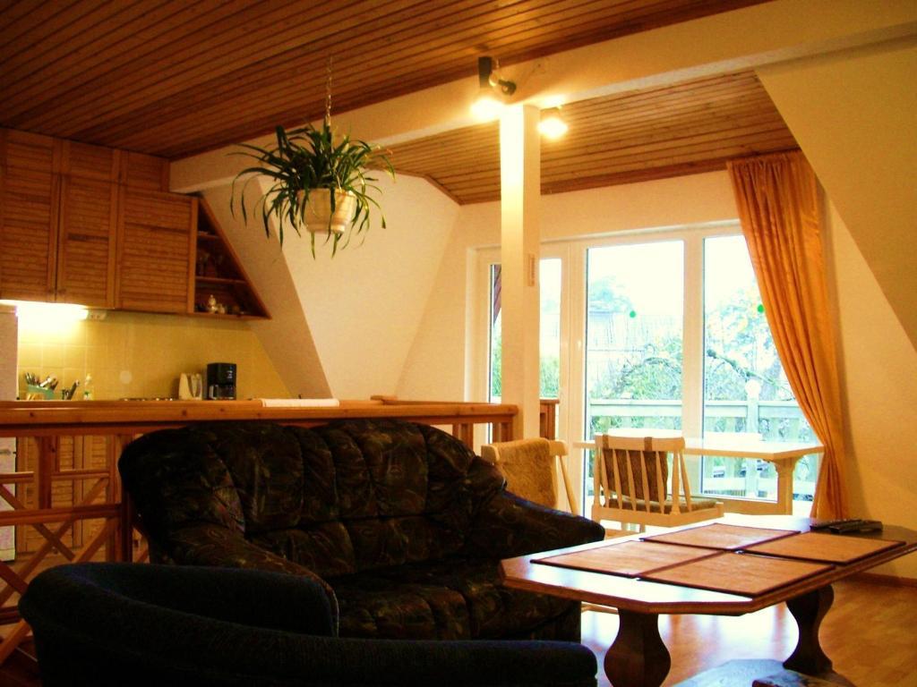 Maenni Guesthouse Haapsalu Δωμάτιο φωτογραφία