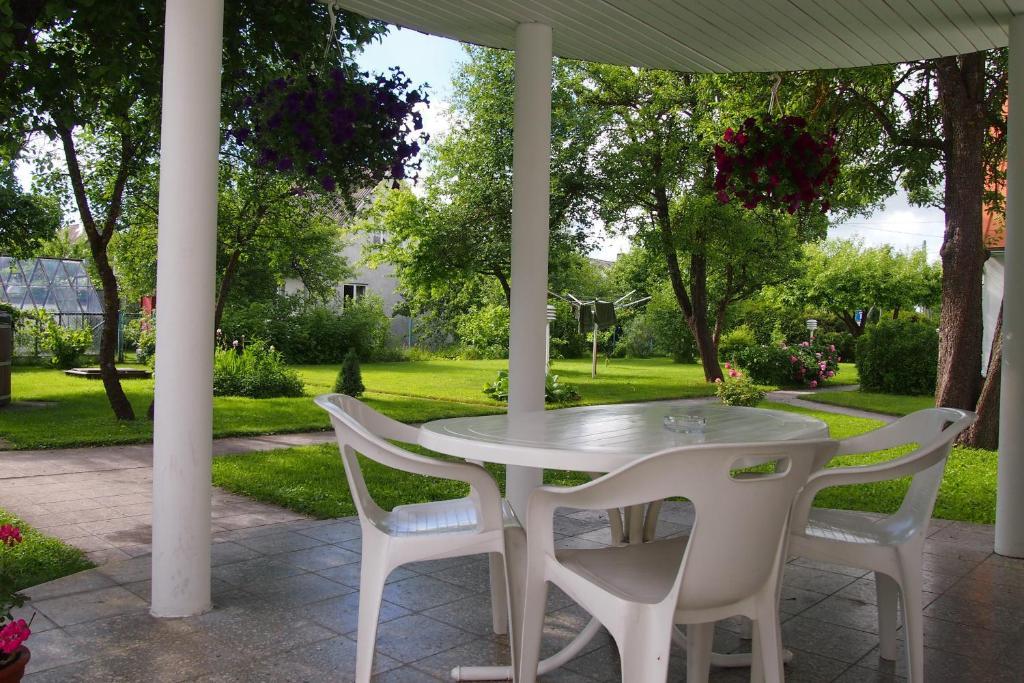 Maenni Guesthouse Haapsalu Δωμάτιο φωτογραφία